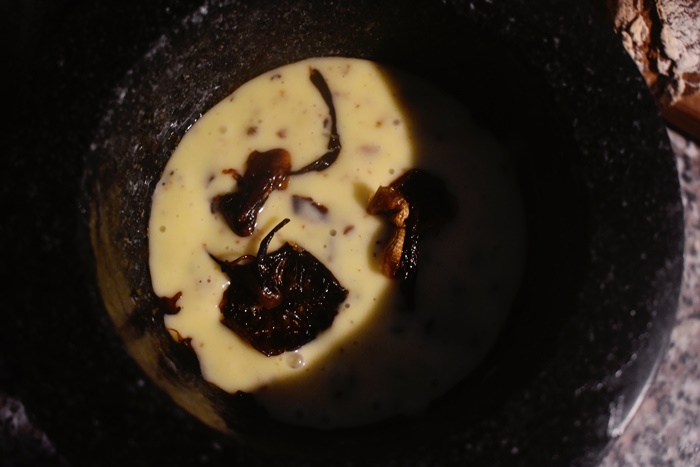 velvet shank flammulina velutipes mushroom foraging forage wild food mayonnaise mortar